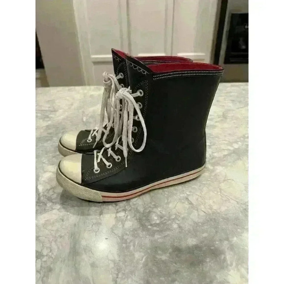 Dirty laundry Womens Black Rain boots Rubber Faux Laces Converse Style Size 8 - Picture 2 of 5